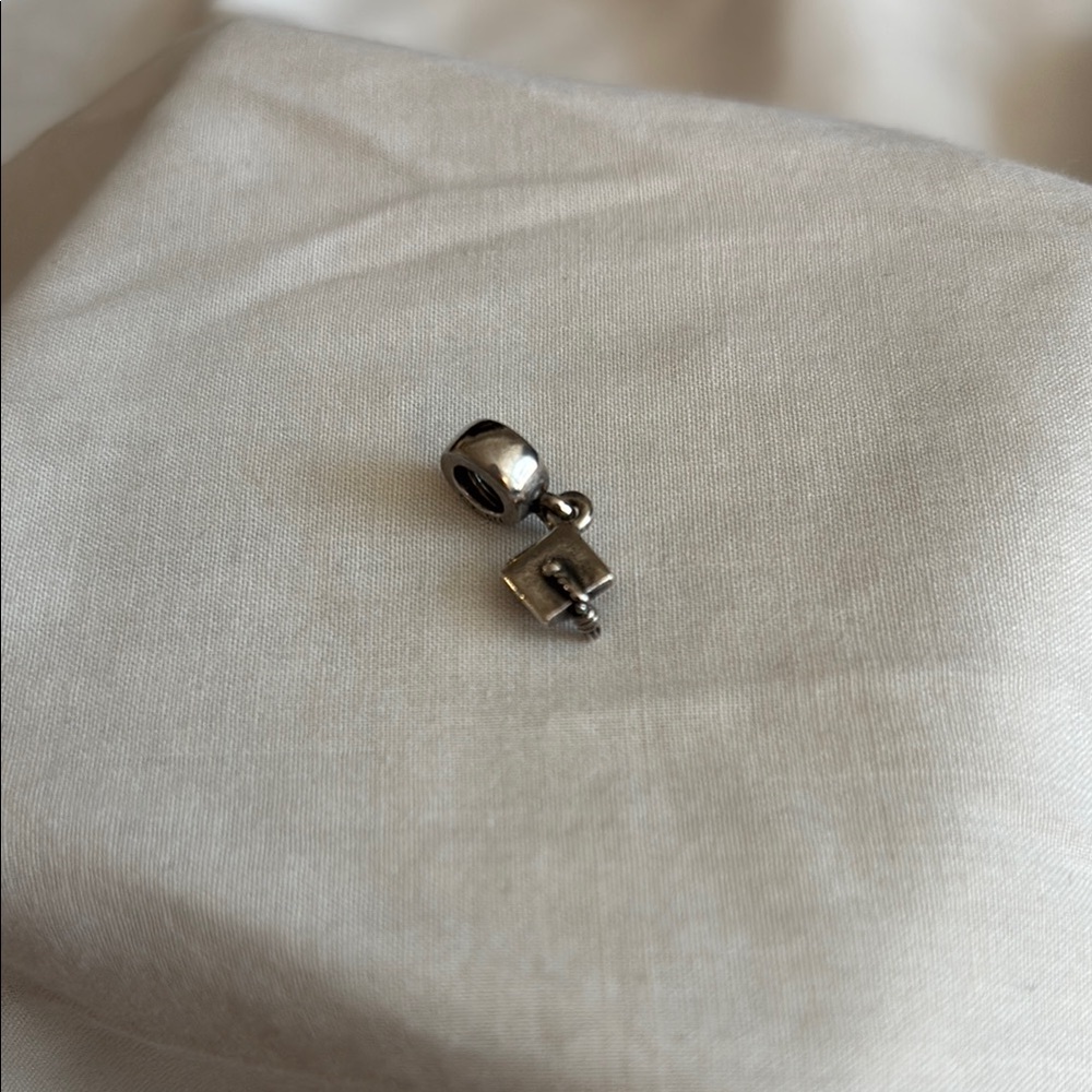 Pandora Graduation Cap Bead